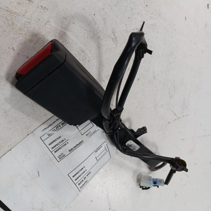Driver Left Front Seat Belt Buckle Latch Fits 20-23 Nissan Versa OEM