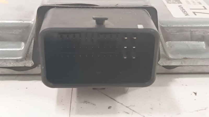 Transmission Mounted To Battery Tray VIN 5 Fits 14-16 ROGUE OEM