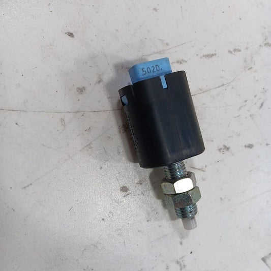 Subaru Outback Legacy Brake Pedal Switch  2018 2017 2016 2015