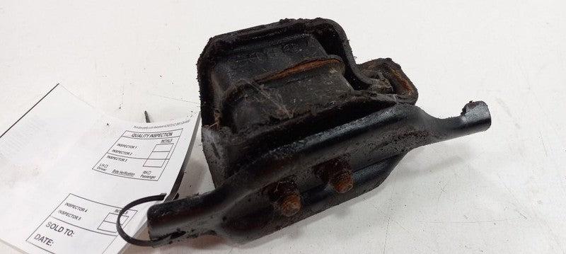 Subaru Forester Engine Motor Mount Right Passenger 1998 1999 2000 2001