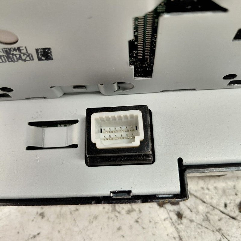 Audio Equipment Radio Receiver ID 96560D9220FHV 20-22 Kia Sportage