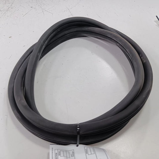 Hyundai Elantra On Body Door Jamb Seal Rear Left Back  2017 2016 2015 