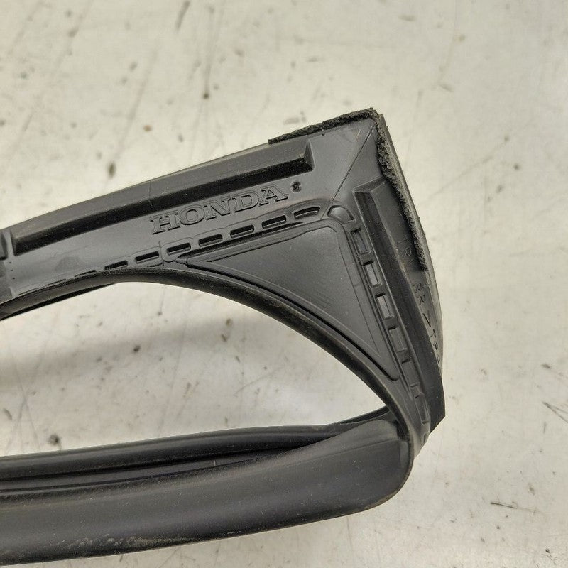Honda Clarity Door Glass Window Seal Rubber Right Passenger Rear Back 