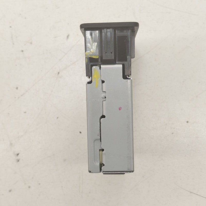 Honda HR-V USBC Charging Port {F27420195020} 2026 2025 2024 2023