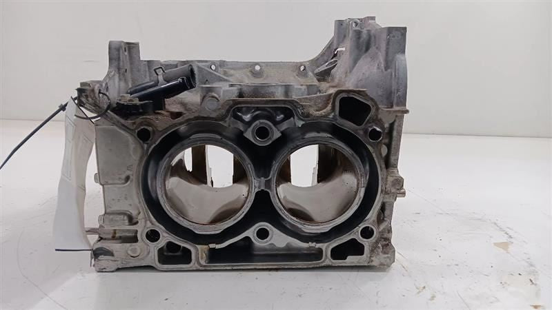 Engine Cylinder Block Left Gasoline Fits 18-19 XV CROSSTREK OEM