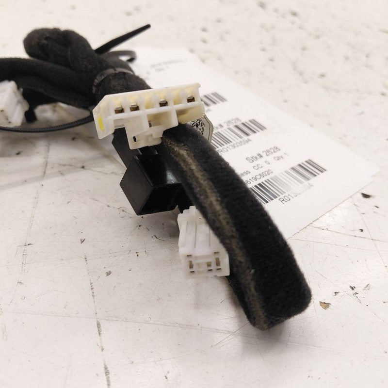 Kia Sorento Console Wires {84619C6020} 2018 2017 2016