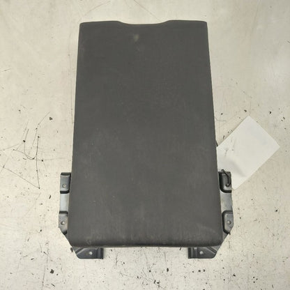 Cadillac CT6 Rear Arm Rest  2018 2017 2016