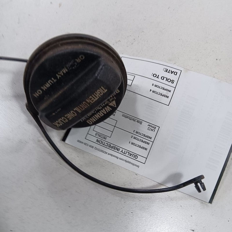Hyundai Elantra Gas Tank Fuel Cap  2017 2018 2019 2020 OEM
