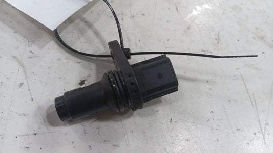 Infiniti G37 Camshaft Cam Shaft Position Sensor  2011 2012 2013