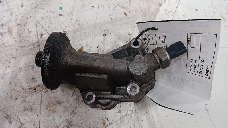 Acura RDX Engine Oil Filter Adapter Bracket Housing Mount  2016 2017 2