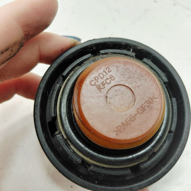 Hyundai Sonata Engine Oil Fill Cap 2.4 2017 2016 2015 OEM