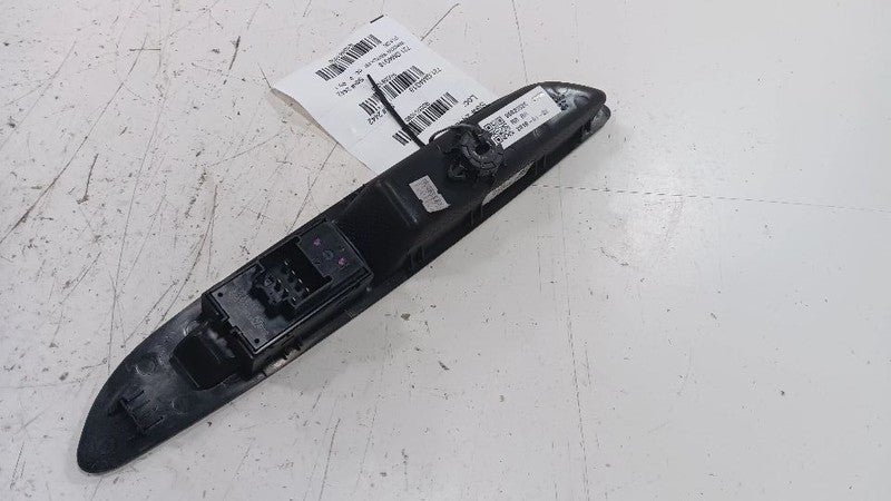 Buick Encore Power Window Switch Right Passenger Rear  2016 2017 2018 2019