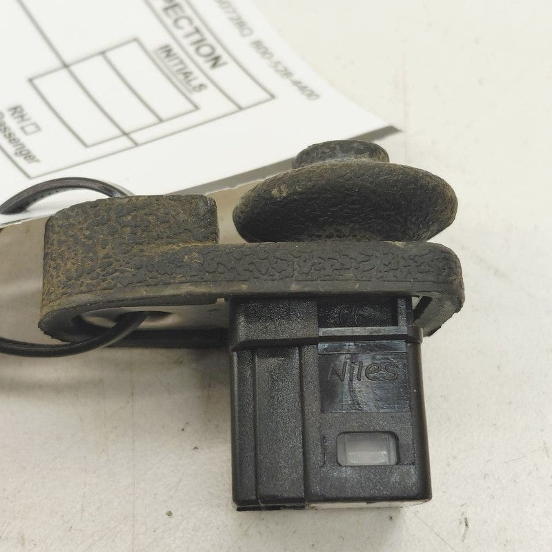 Nissan Rogue Door Ajar Switch Door Open Dome Light Switch  2017 2018 2