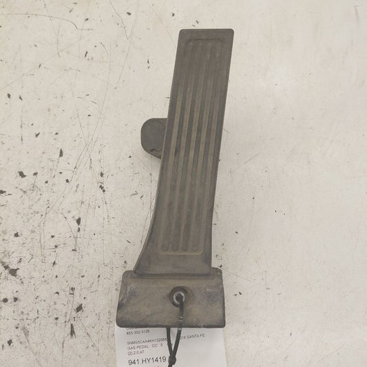Hyundai Santa Fe Gas Pedal  2019 2020
