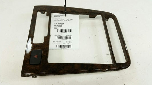 2001 Hyundai XG300 Radio Bezel Trim Dash Surround 2002 2003 2004 2005