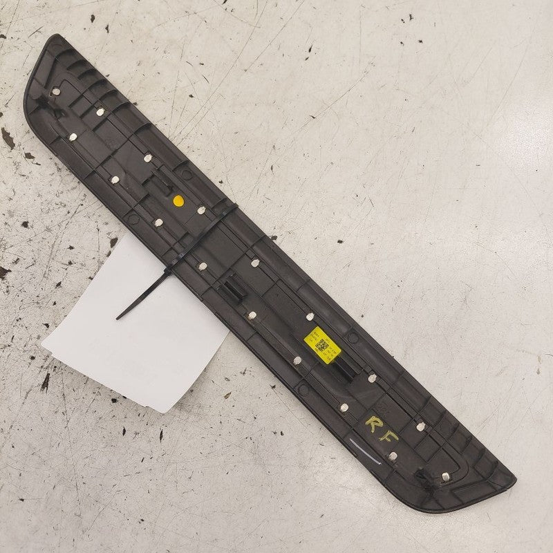 Hyundai Santa Fe Sill Trim Plate Door Jam Threshold Right Passenger Fr