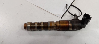 Cadillac SRX Variable Timing Gear Oil Control Valve Solenoid Cylinder 