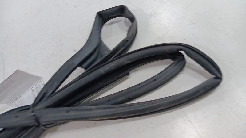 Acura MDX On Door Seal Rubber Right Passenger Rear Back 2010 2011 2012
