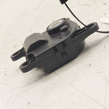Hyundai Veloster Flap Door Motor Heater AC Door Actuator  2017 2016 20