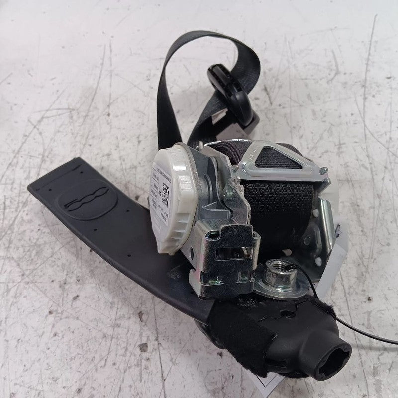 Fiat 500 Passenger Right Front Seat Belt Buckle Latch 2018 OEM