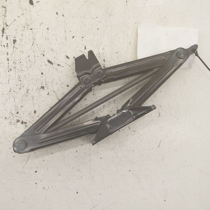 Nissan Rogue Spare Tire Changing Jack  2021 2022 2023