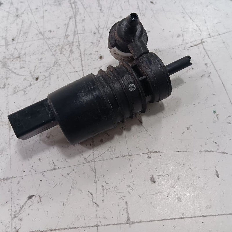 Jeep Compass Windshield Washer Wash Fluid Reservoir Motor Pump Electric  2018 20