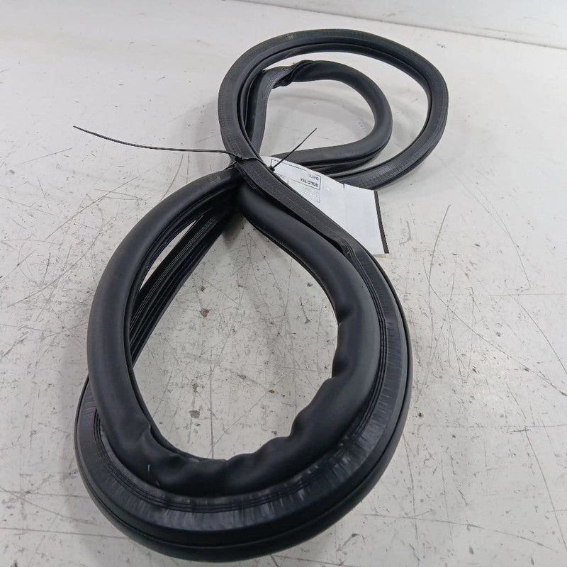 Jeep Compass On Body Door Jamb Seal Front Right Passenger  2018 2019 2020 2021 2