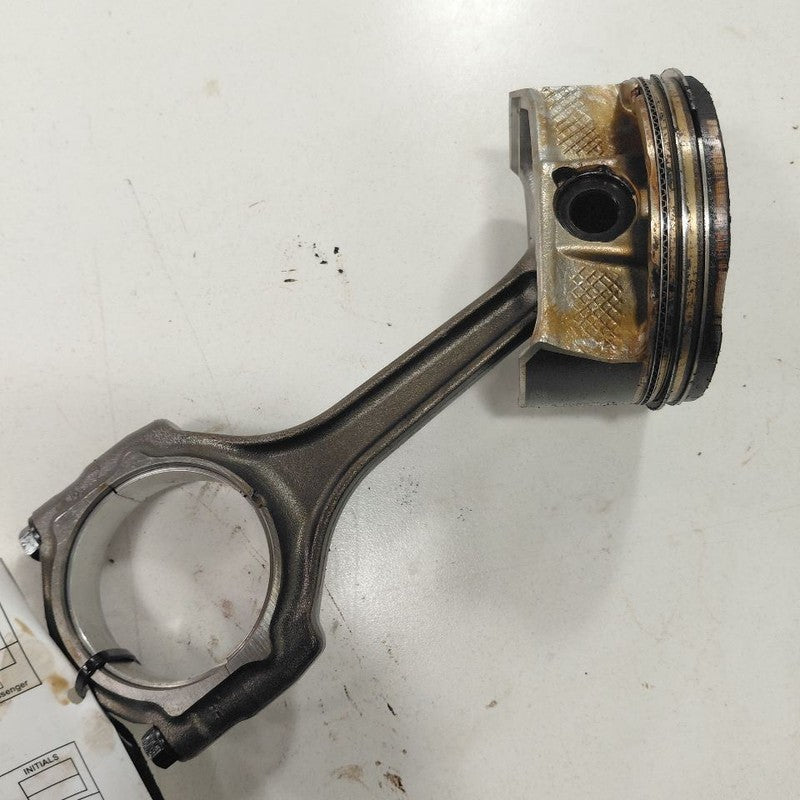 Chrysler 300 Single Piston With Connecting Rod   3.6 2017 2018 2019 OE