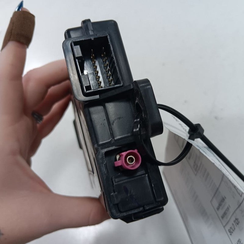 Theft-locking Control Module ID 68283455 Fits 16 Dodge Challenger OEM