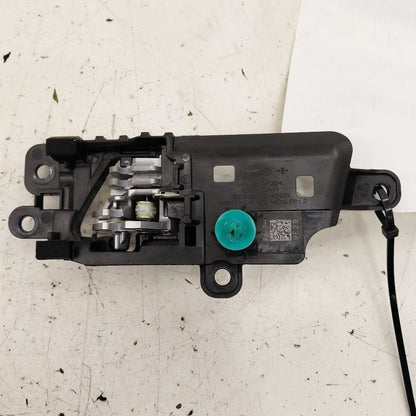 Kia Sportage Door Handle Right Passenger Rear Interior Inside  2020 20