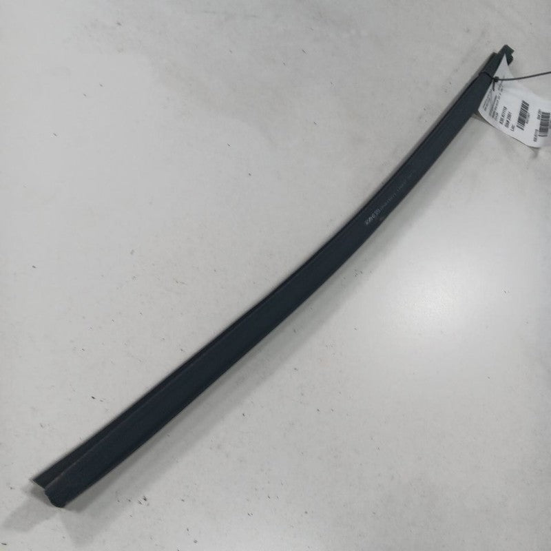 Kia Sorento Left Rear Weather Strip Interior  2018 2017 2016 OEM