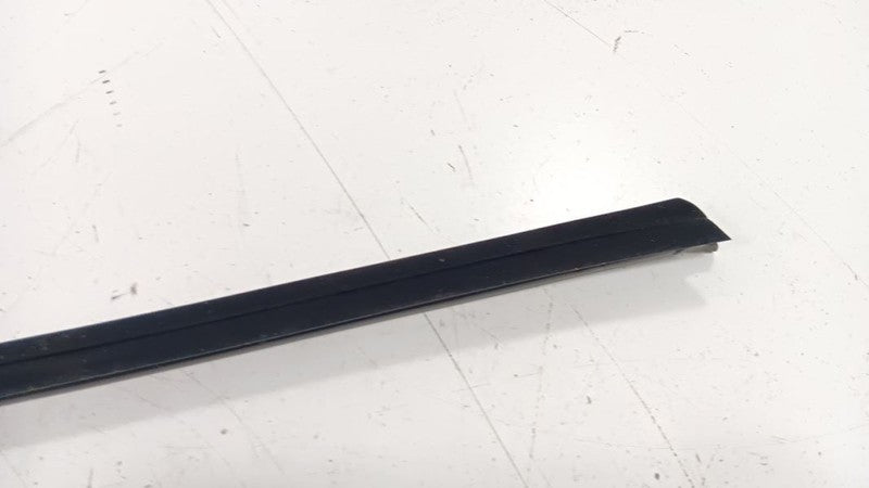 Kia Forte Right Front Weather Strip Interior 2016 2015 2014
