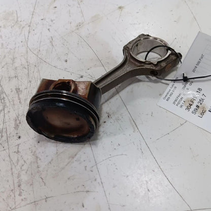 Fiat 500 1.4 Single Piston With Connecting Rod 2018 OEM