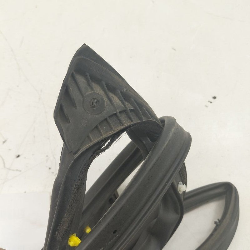 Nissan Versa Note On Door Seal Rubber Right Passenger Front  2019 2018