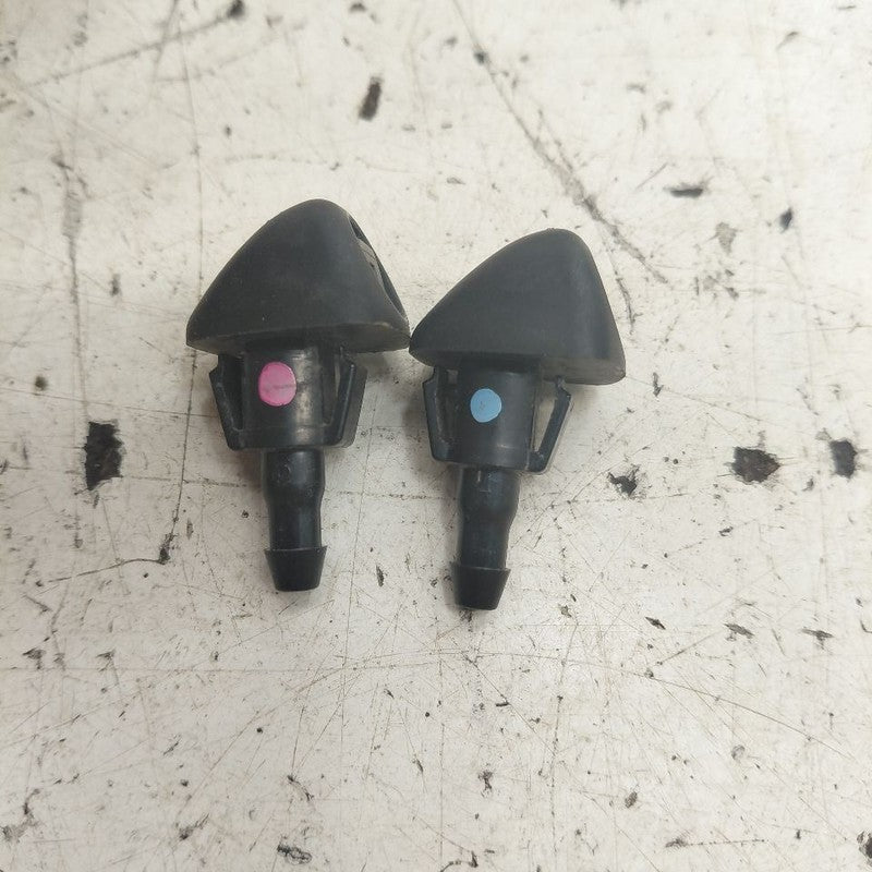 Honda CR-V Windshield Wiper Washer Fluid Hood Sprayer Nozzles  2019 20
