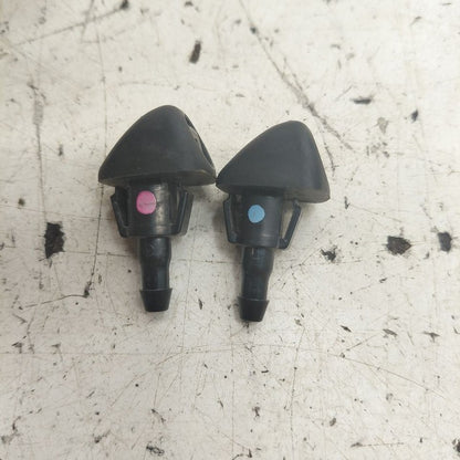 Honda CR-V Windshield Wiper Washer Fluid Hood Sprayer Nozzles  2019 20