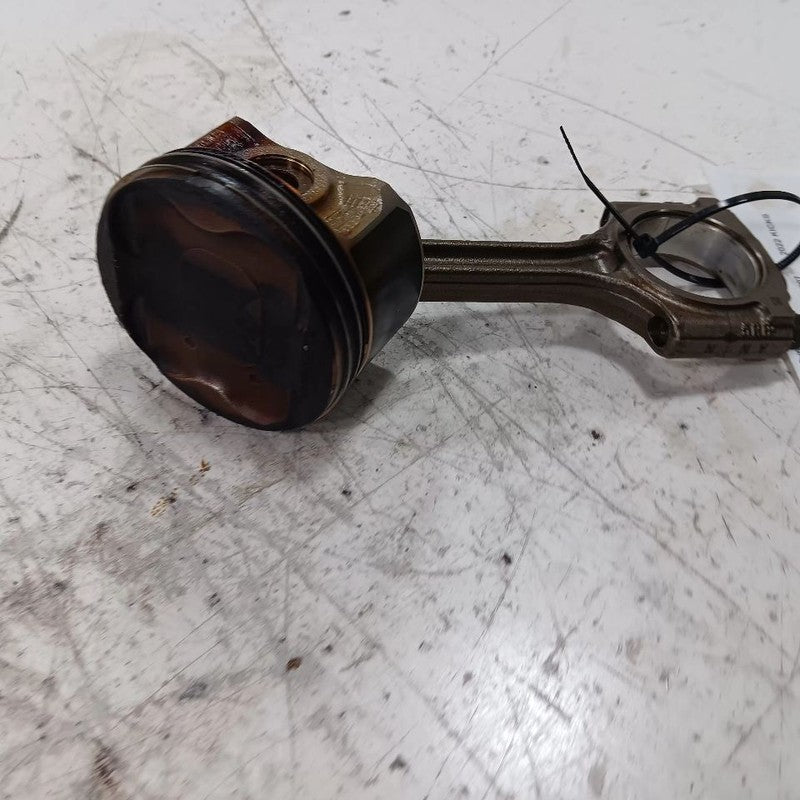 Nissan Kicks Single Piston With Connecting Rod   2021 2022 2023 2024
