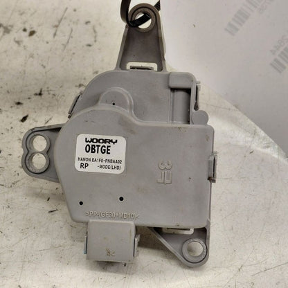 Hyundai Santa Fe Flap Door Motor Heater AC Door Actuator  2019 2020