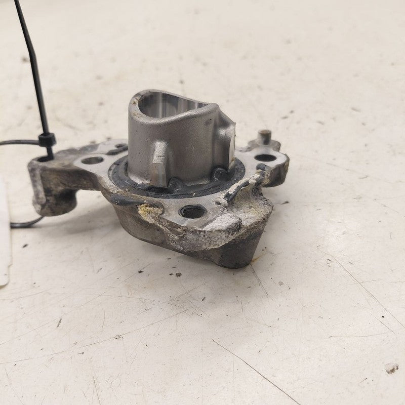Subaru XV Crosstrek Engine Fuel Pump Mount Bracket  2.5 2025 2024