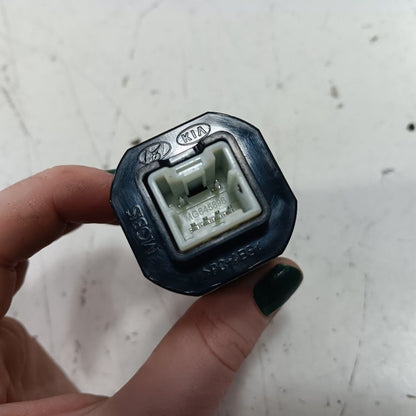 Kia Optima USB Charger Plug In Hub Port  2020 2019 2018 2017