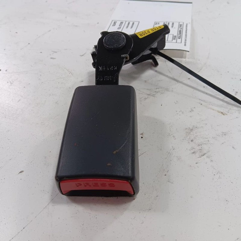 Hyundai Elantra Seat Belt Buckle Latch Right Passenger Rear Back  2017