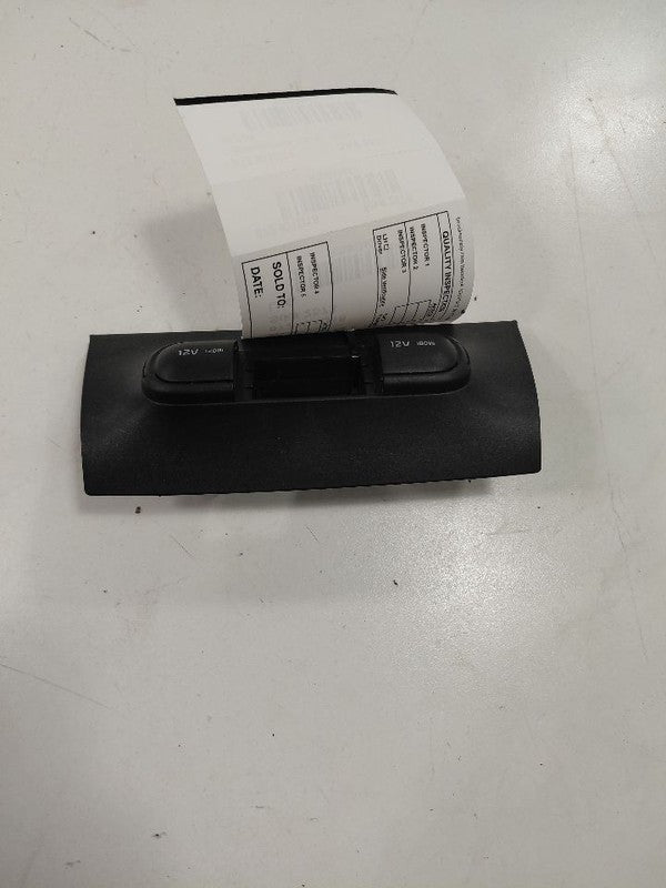 Kia Soul 12V Power Port Socket  2017 2018 2019 OEM