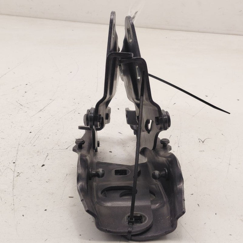 Alfa Romeo Stelvio Hood Hinge Set Left and Right  2018 2019 2020 2021