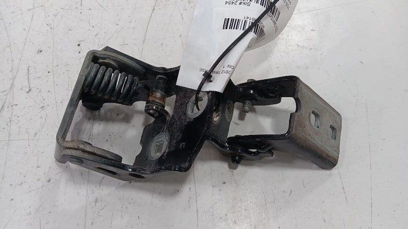 Chevy Traverse Door Hinge Set Right Rear Passenger  2010 2011 2012 2013