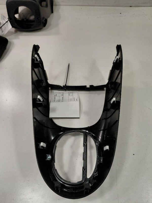 Kia Soul Shifter Bezel Trim Shift Console Surround Trim  2017 2018 201