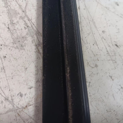 Nissan Kicks Door Glass Window Weather Strip Trim Front Right Passenge