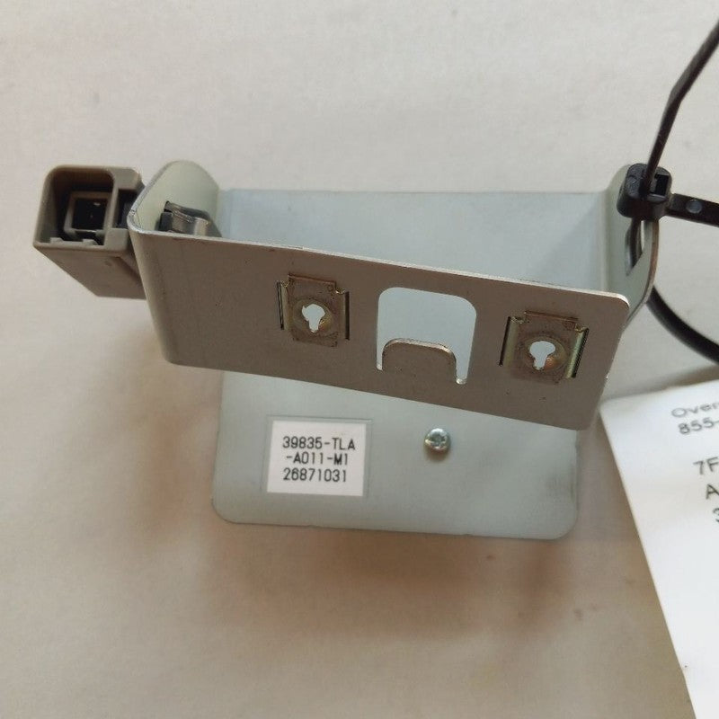 Honda CR-V GPS Navigation Antenna Unit {39835TLAA011M1} 2017 2018 2019
