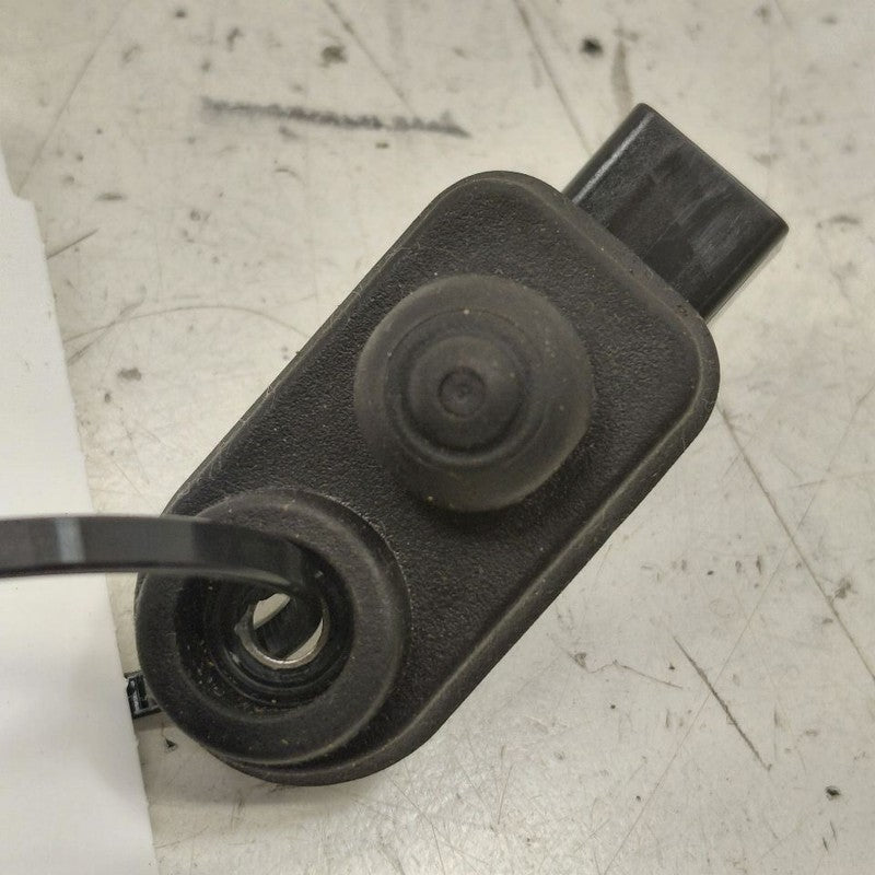 Mitsubishi Outlander   Door Ajar Switch Door Open Dome Light Switch  2