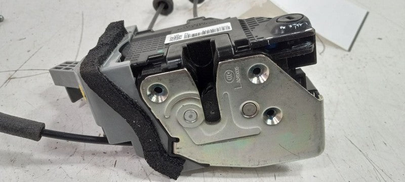 Kia Sorento Door Latch Lock Left Rear 2016 2017 2018