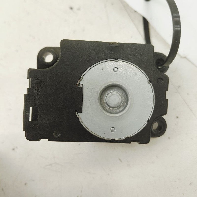 Cadillac XTS Flap Door Motor Heater AC Door Actuator      2016 2017 20